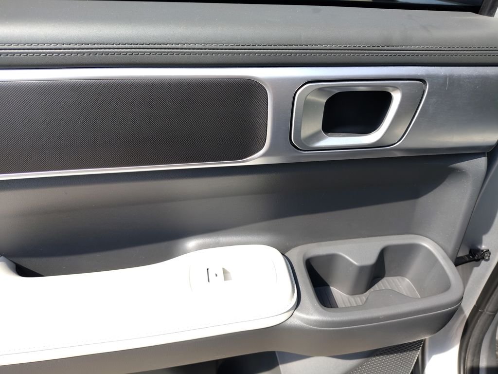 2025 Hyundai Santa Fe SEL - Photo 28