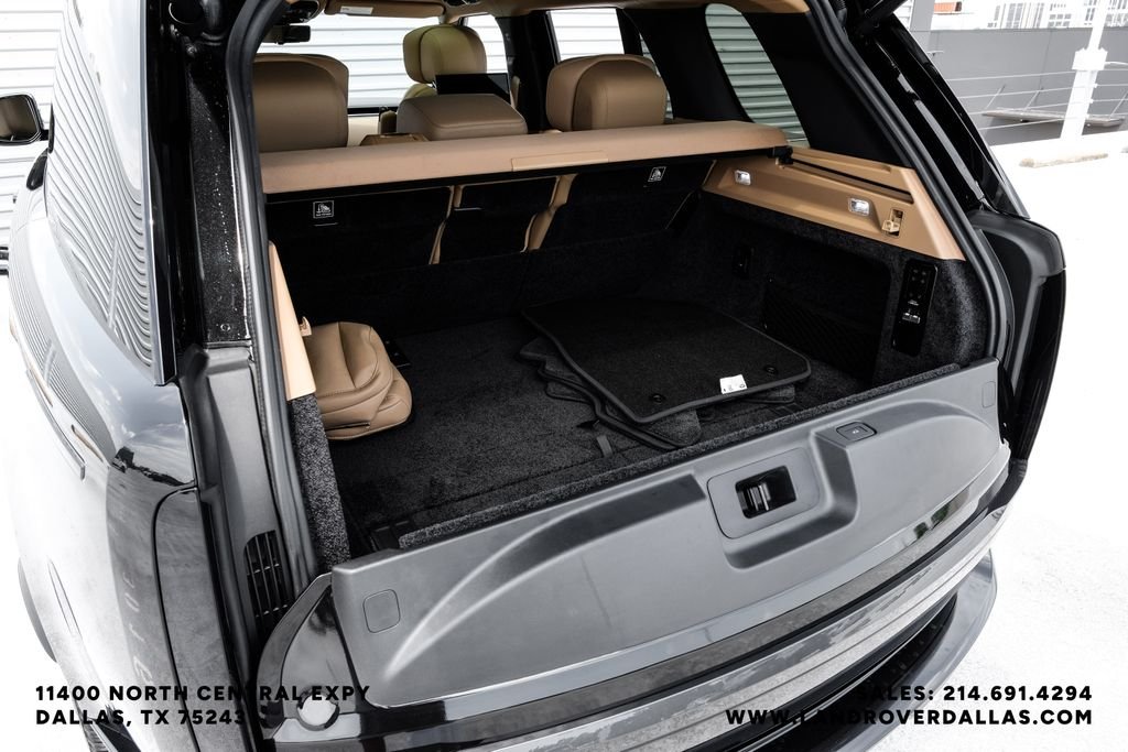Used 2024 Black Land Rover Autobiography image 61