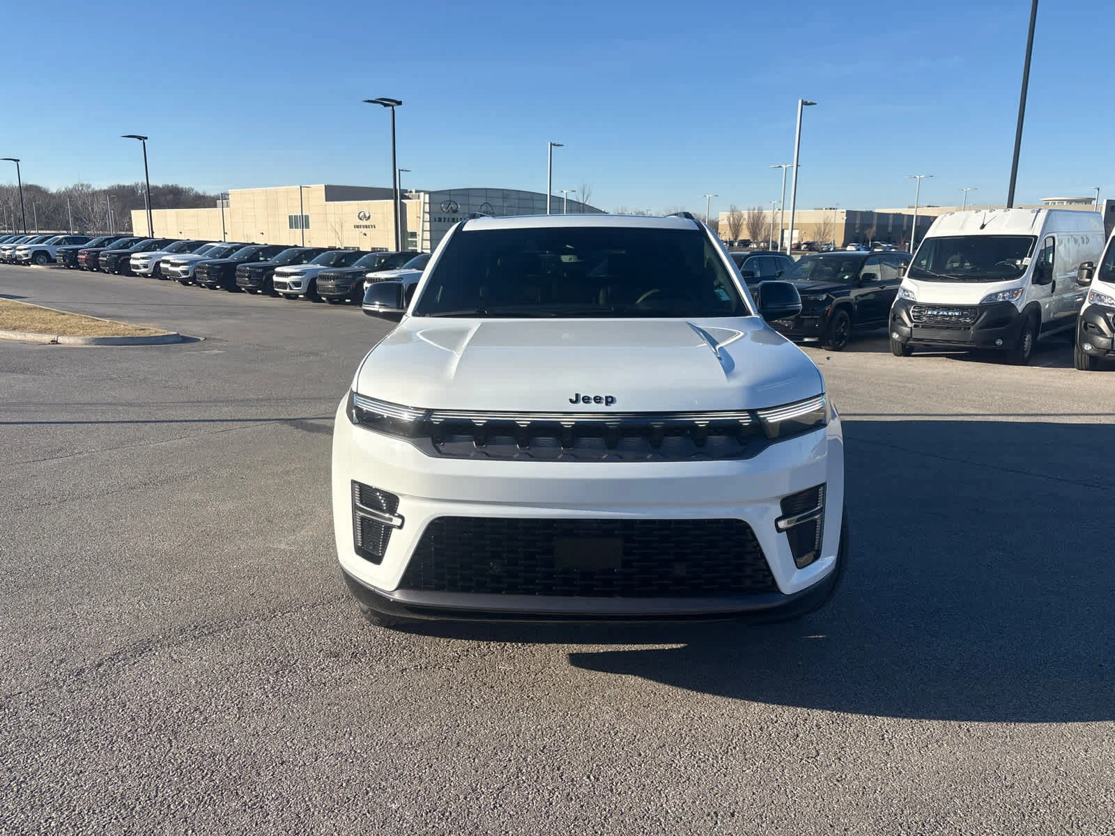 New 2026 Bright White Clear-Coat Exterior Paint Jeep Limited Altitude image 3