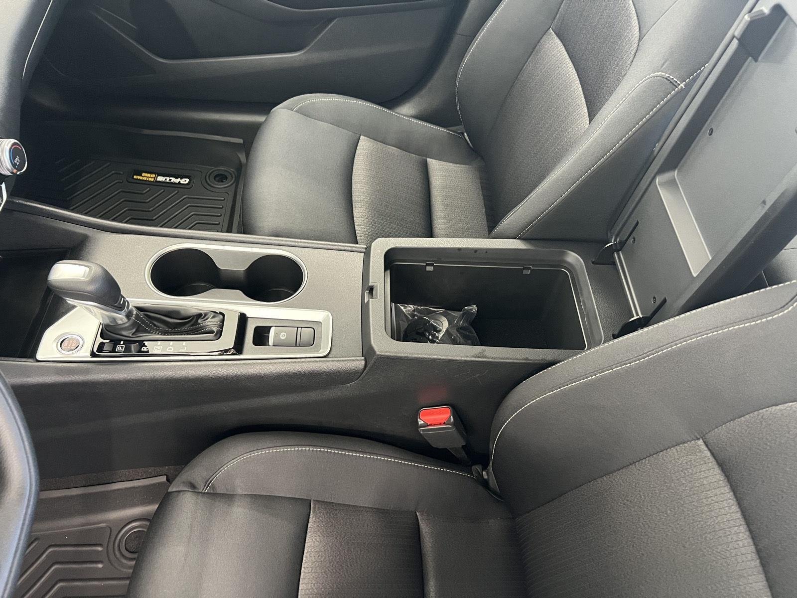 2022 Nissan Altima SV - Photo 19