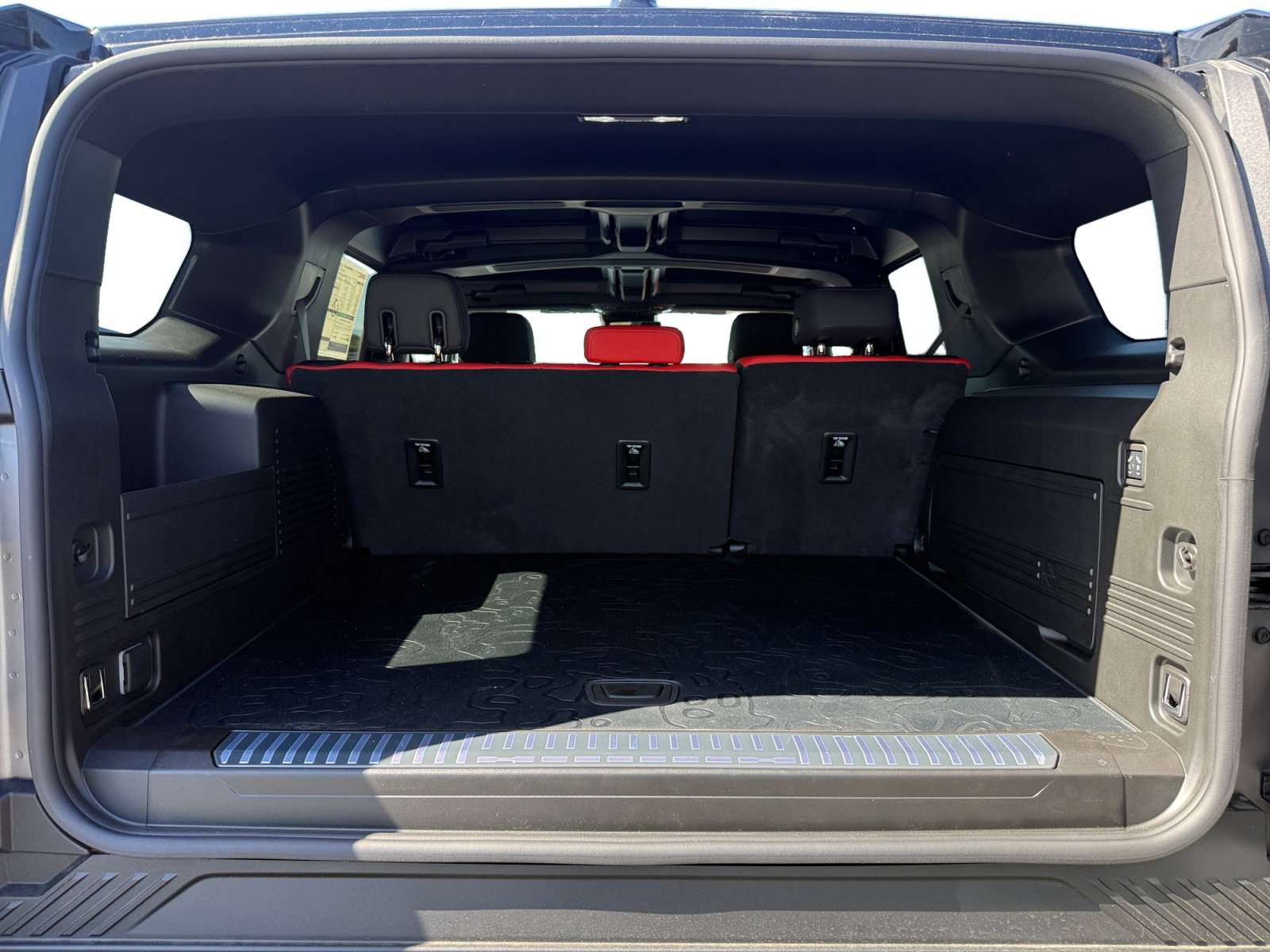 New 2026 Magnus Gray Matte GMC 3X image 17