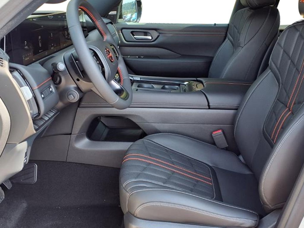 2026 Nissan Armada PRO-4X - Photo 12