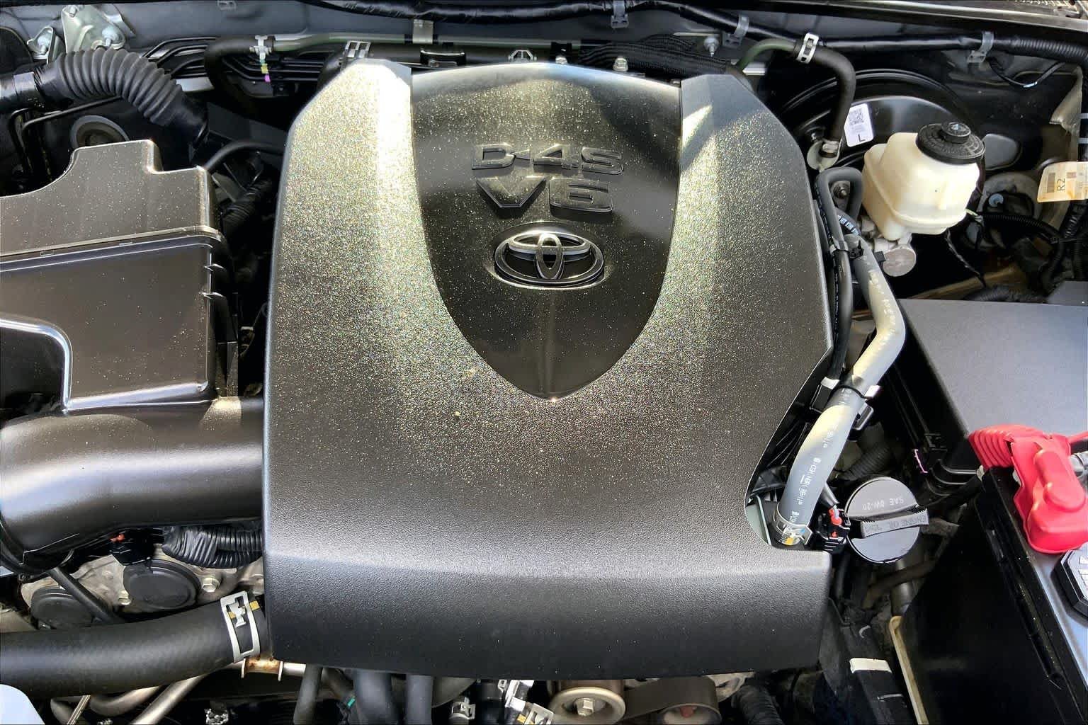 Used 2021 Silver Sky Metallic Toyota Limited image 44