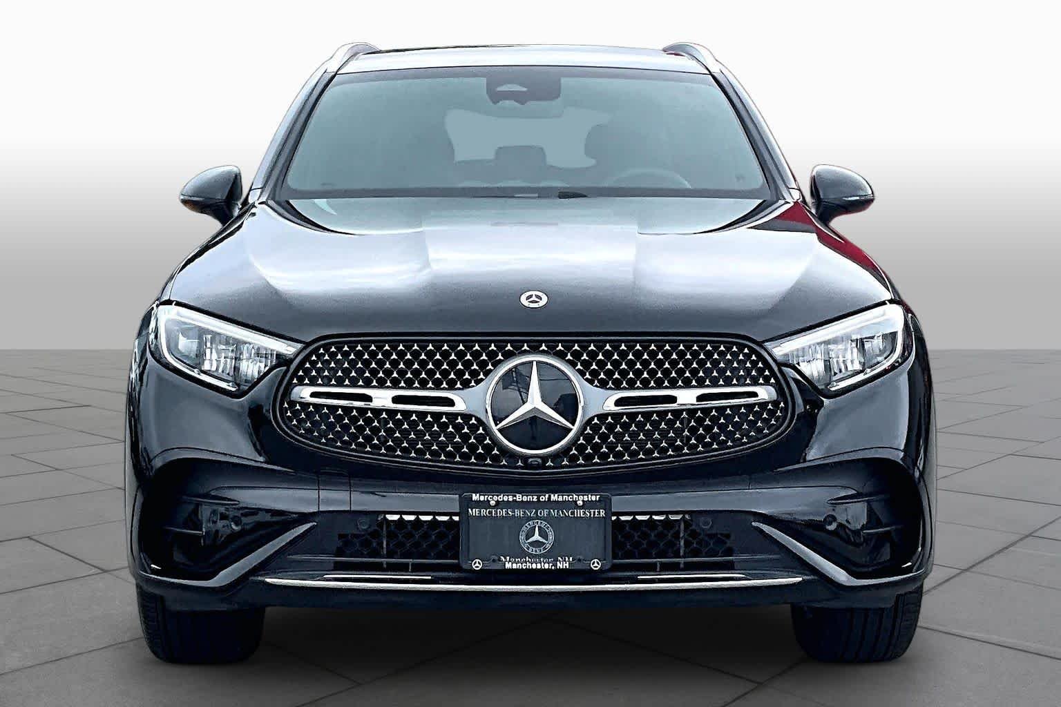 Certified Used 2026 Black Mercedes-Benz GLC 300 image 4