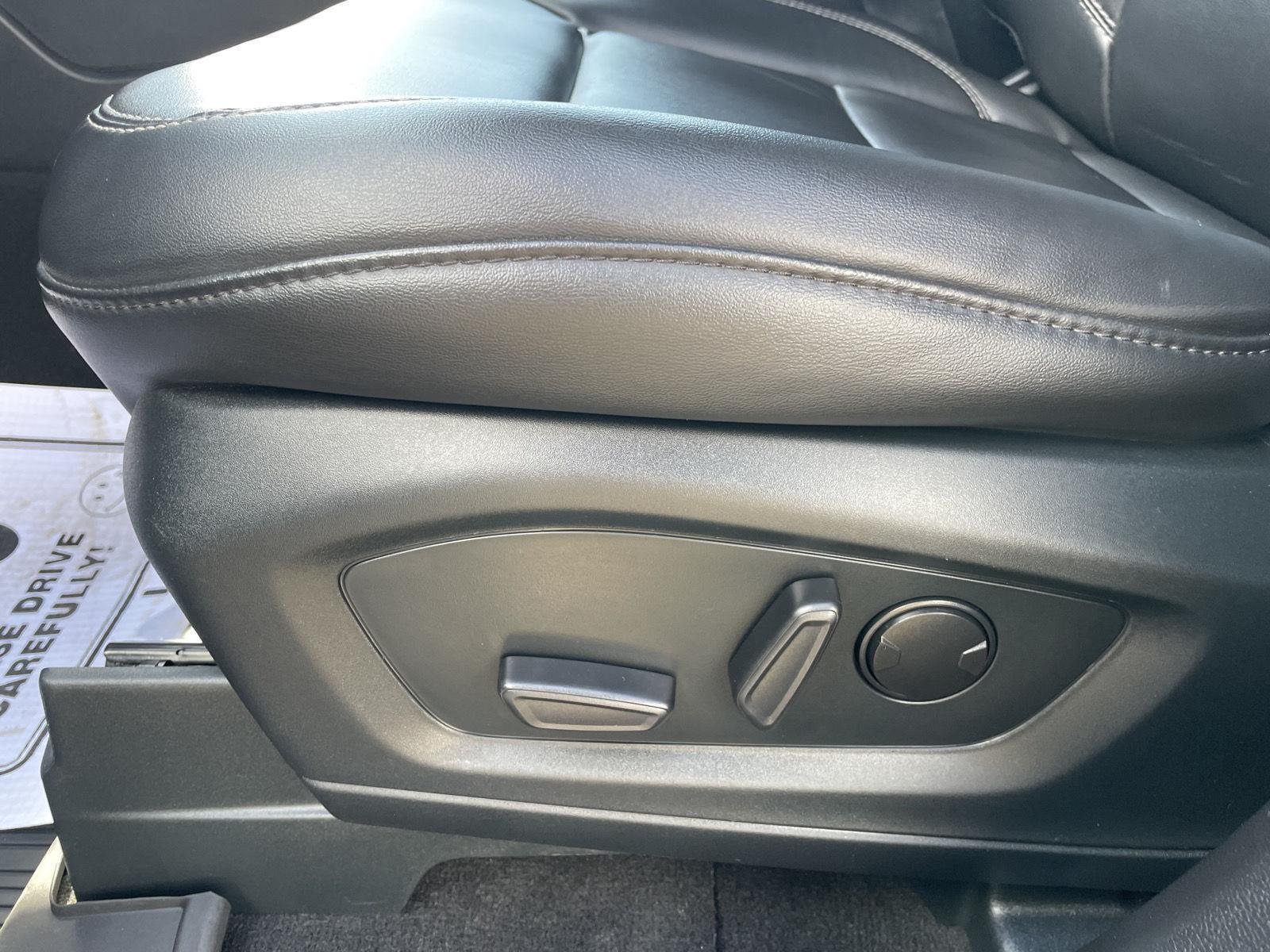 Certified Used 2023 Agate Black Metallic Ford XLT image 11