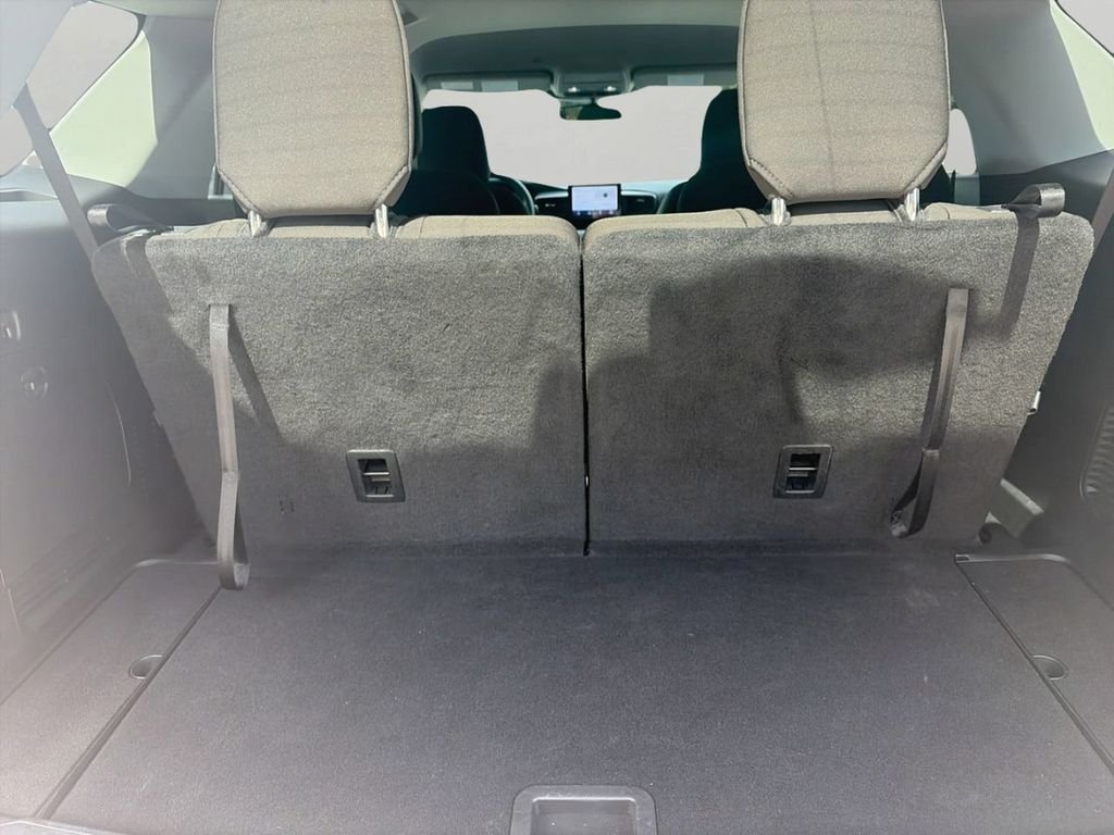 Used 2024 Gray Ford XLT image 7