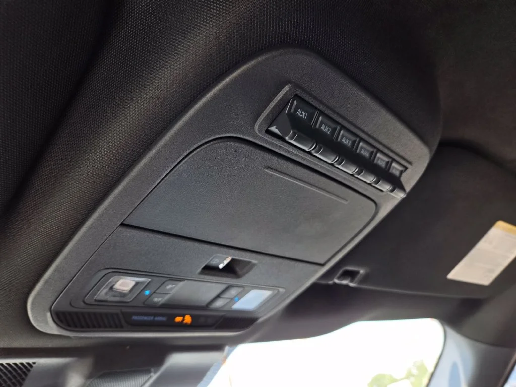 New 2026 Oxford White Ford Tremor® image 10