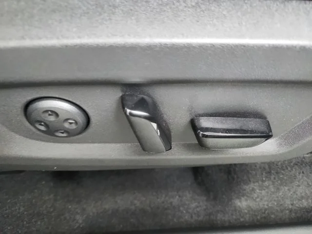 Used 2026 Gray Nissan Platinum image 51