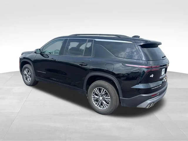 Used 2025 Mosaic Black Metallic Chevrolet LT image 3