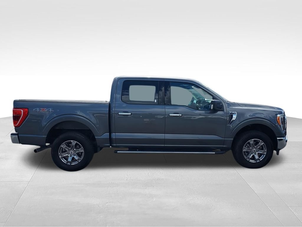 Used 2023 Gray Ford XLT image 9