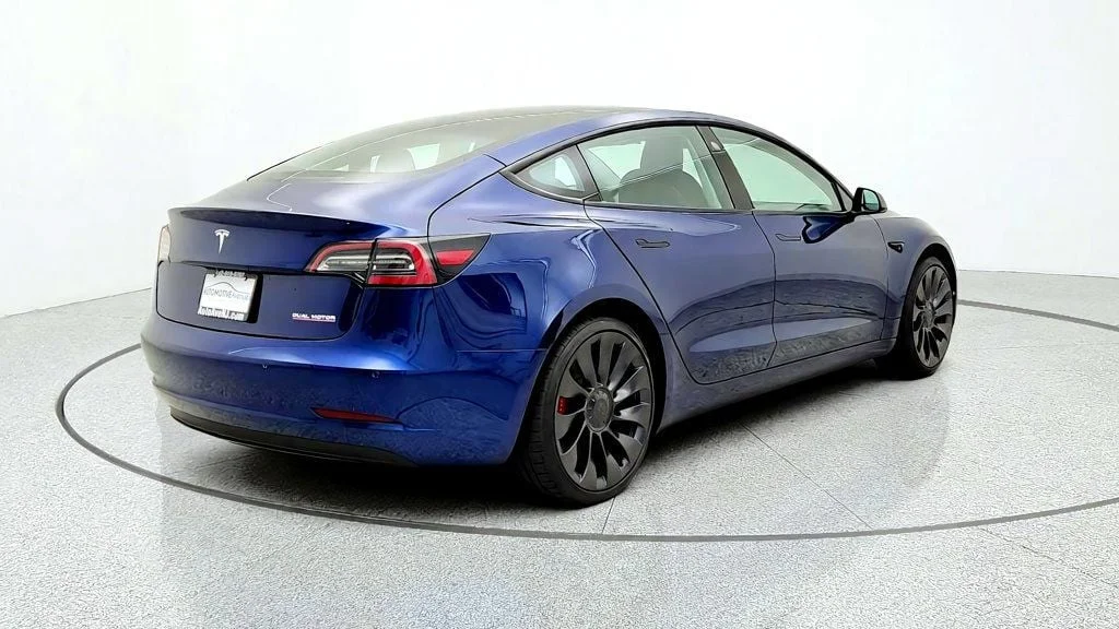 Used 2022 Deep Blue Metallic Tesla Performance AWD image 5