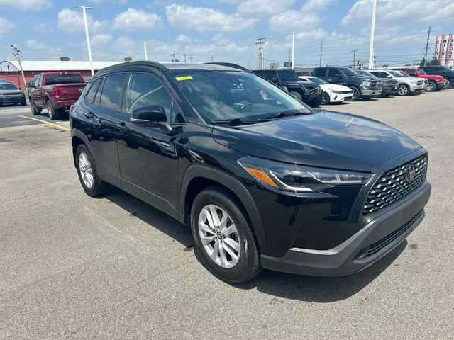 Used 2022 Black Toyota LE image 11