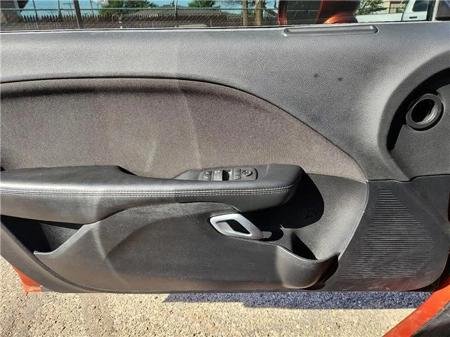 Used 2020 Gold Dodge SXT Rear-wheel Drive image 12
