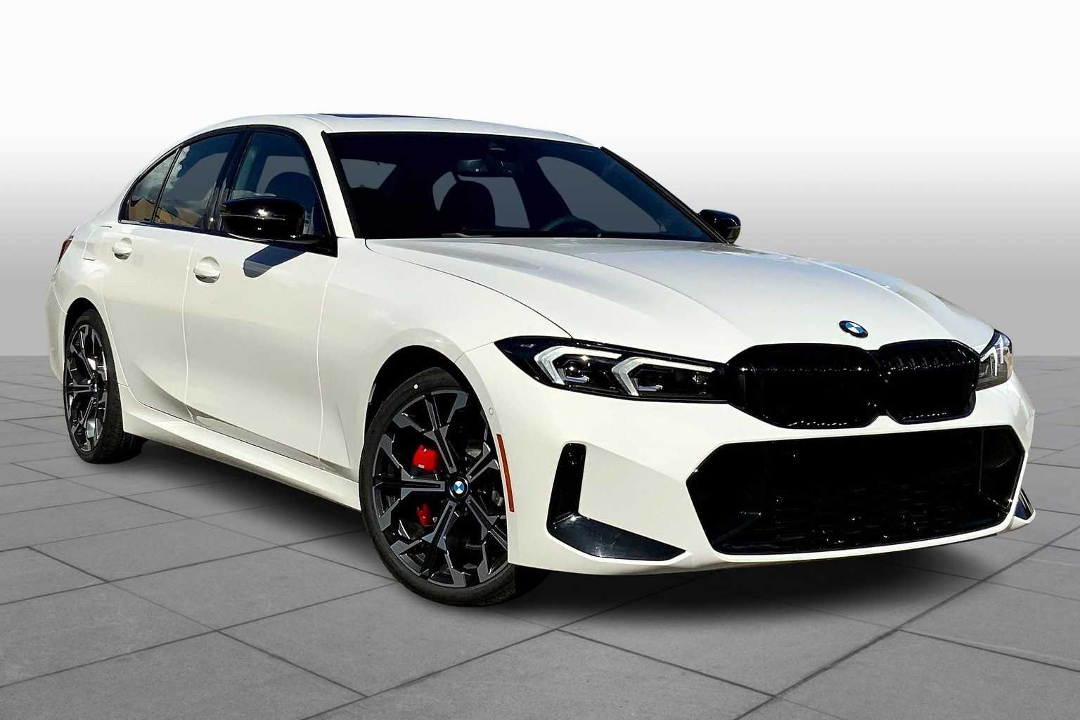 2025 BMW 3 Series 330i - Photo 2