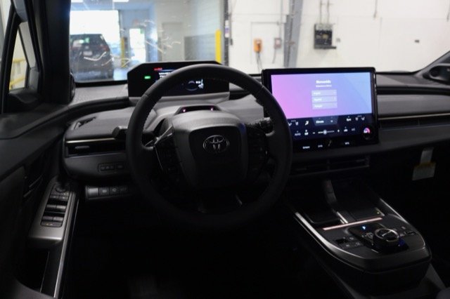 2026 Toyota bZ Woodland Woodland - Photo 6