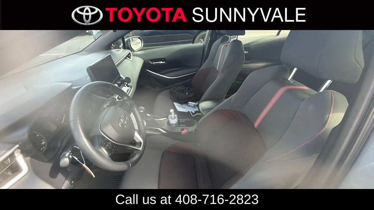 Certified Used 2025  Toyota SE image 5