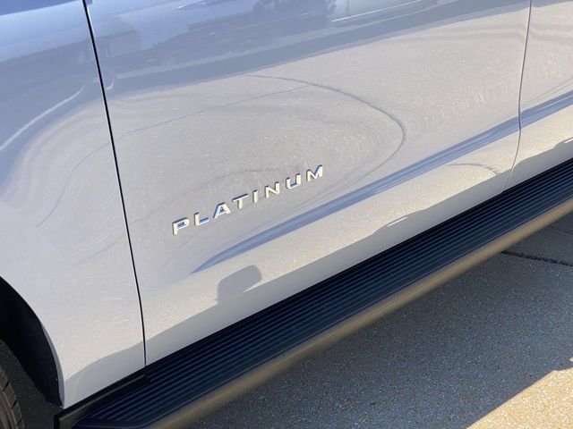 New 2026 Glacier Gray Metallic Tri-Coat Ford Platinum image 8