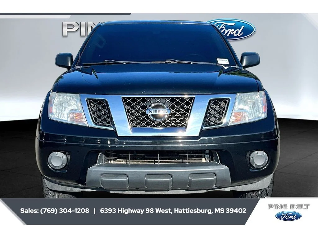 Used 2019 Magnetic Black Pearl Nissan SV image 3
