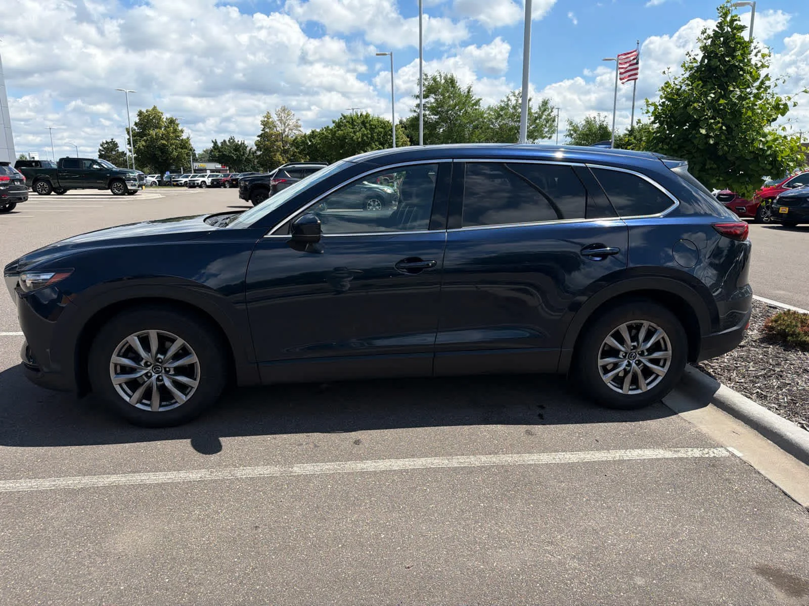 Used 2018 Deep Crystal Blue Mica Mazda Touring image 5