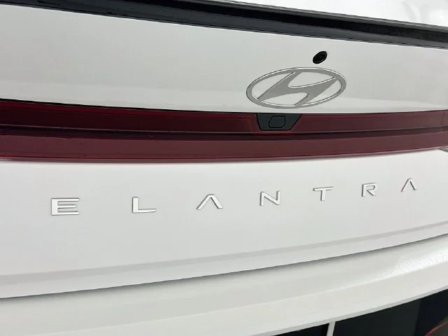 New 2026 Hyundai ELANTRA SEL Sport