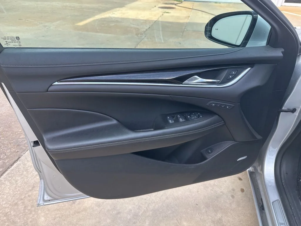 Used 2017 Silver Buick Premium I Group image 7