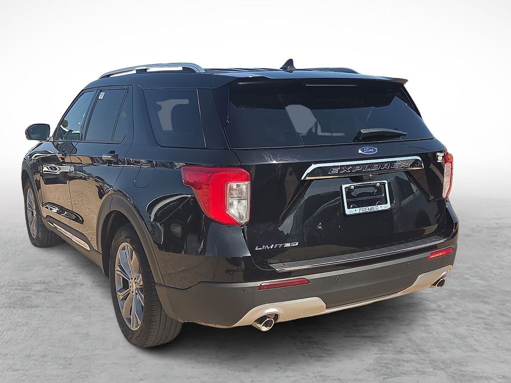 Used 2023 Agate Black Metallic Ford Limited image 8