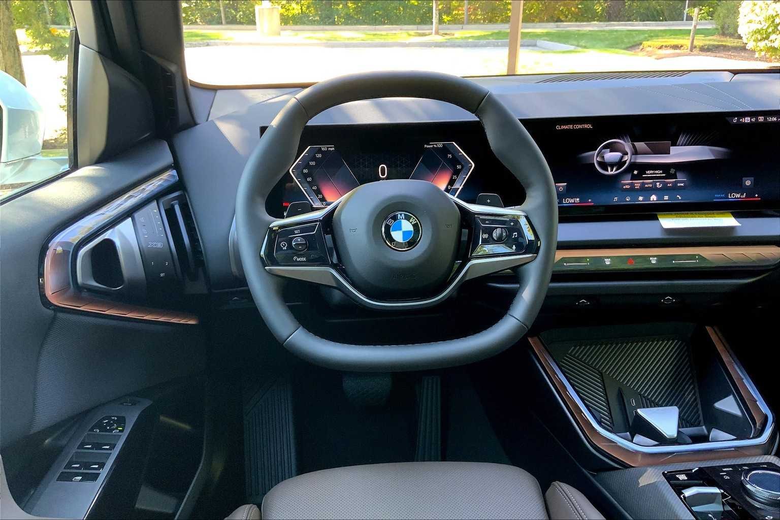 Used 2026 Mineral White Metallic BMW 30 xDrive image 8