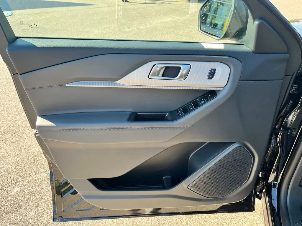 New 2026 Black Ford Active image 10