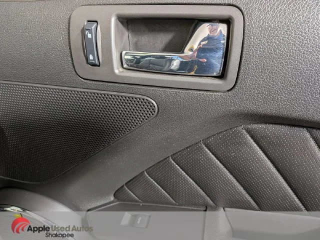 Used 2010 Gold Ford V6 image 31