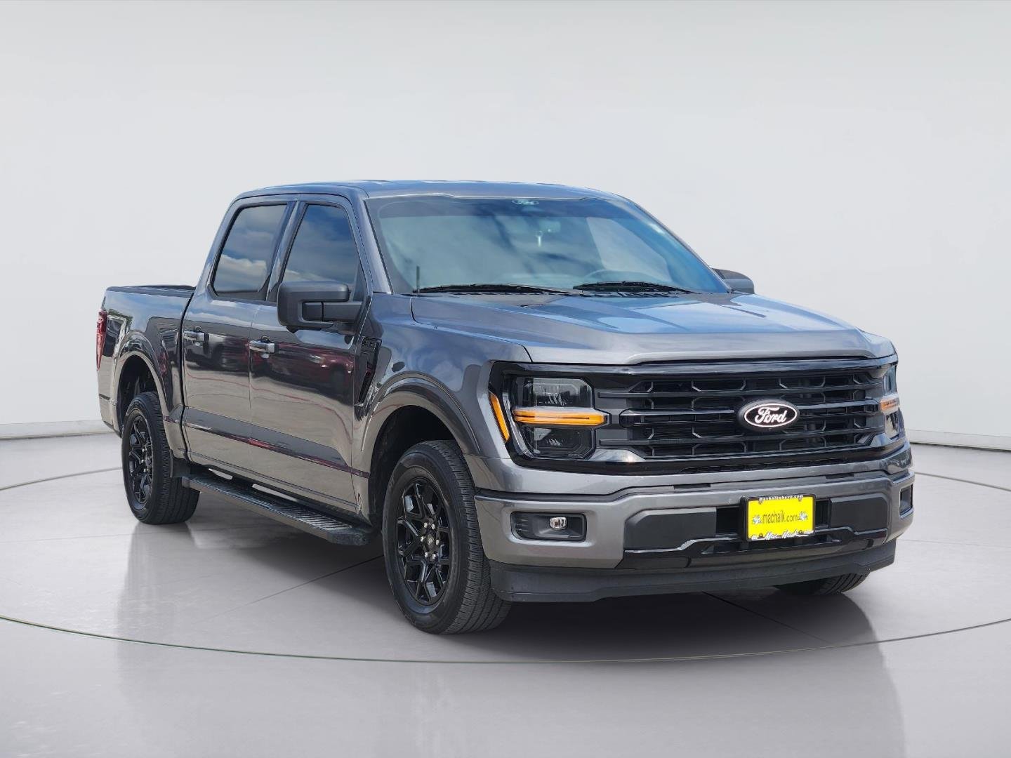 2024 Ford F-150 photo 3 of 33