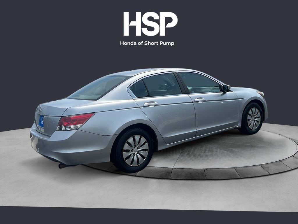 Used 2008 Alabaster Silver Metallic Honda LX image 5