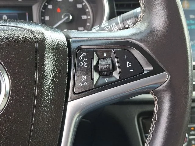 Used 2020 White Buick Preferred image 21
