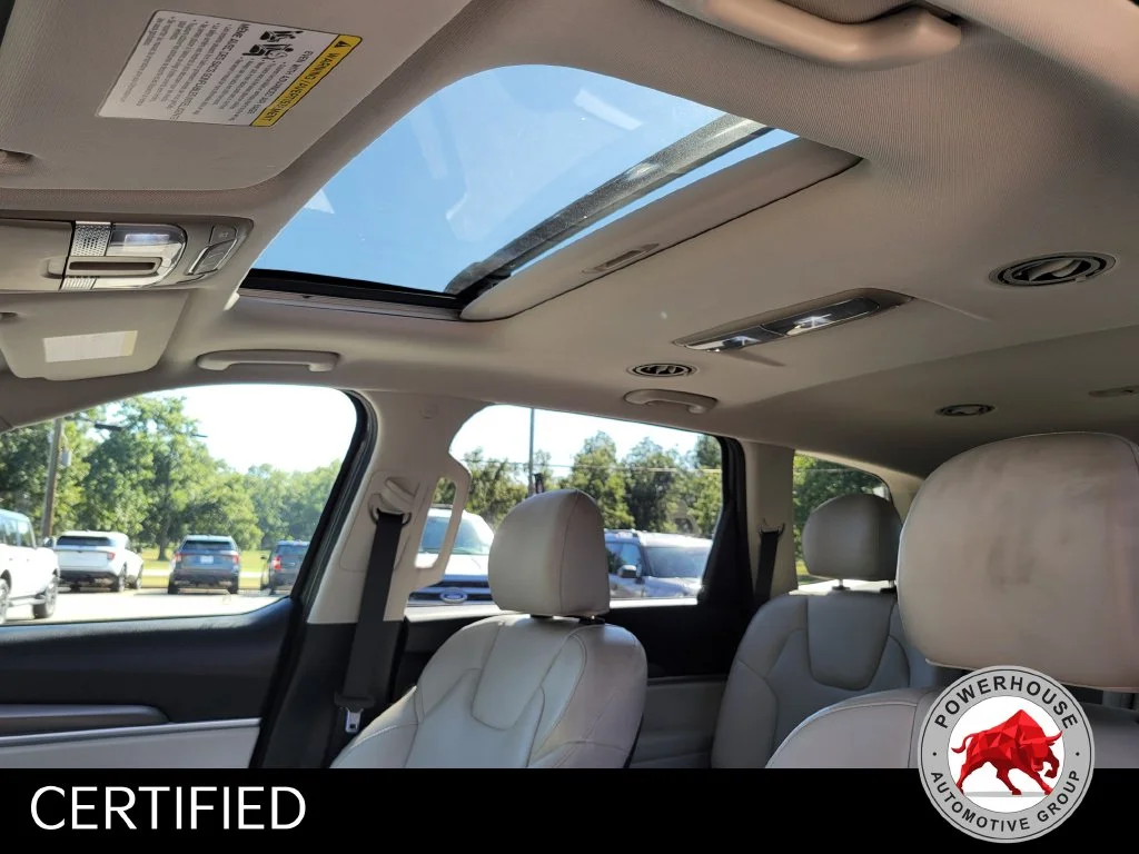 Used 2020 Gray Kia S image 25