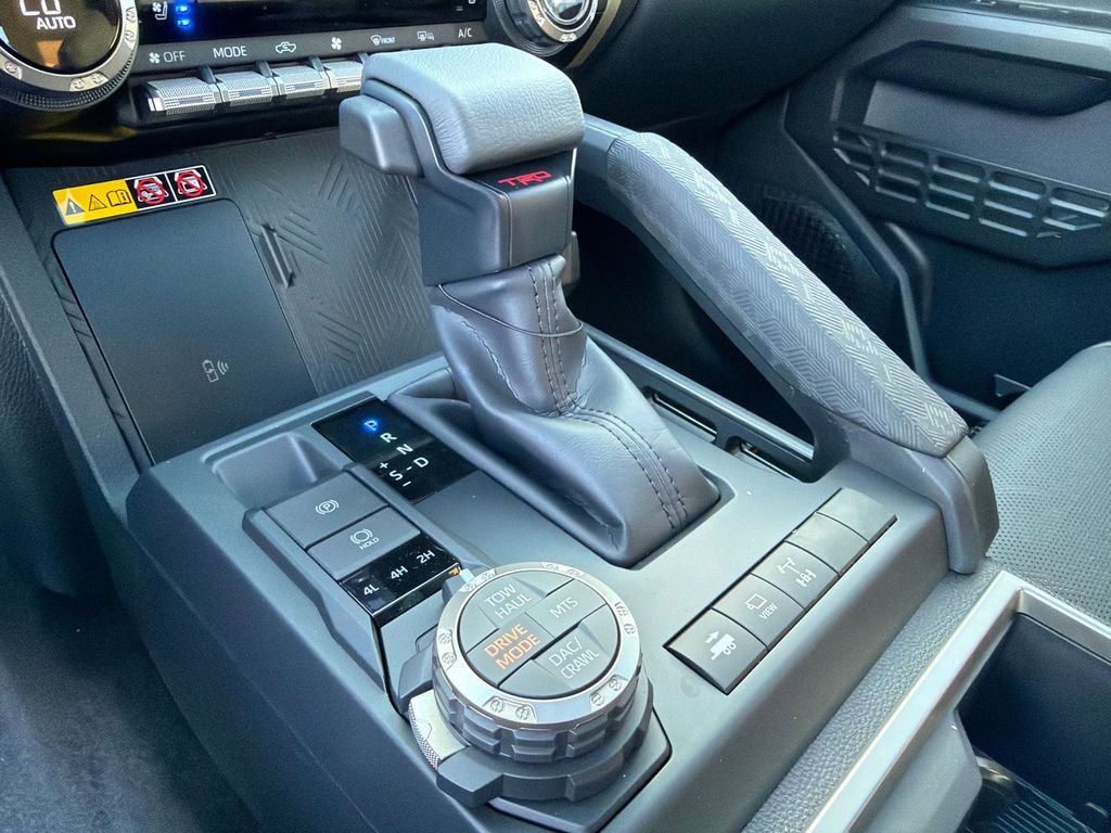2025 Toyota Tacoma TRD Off Road - Photo 31