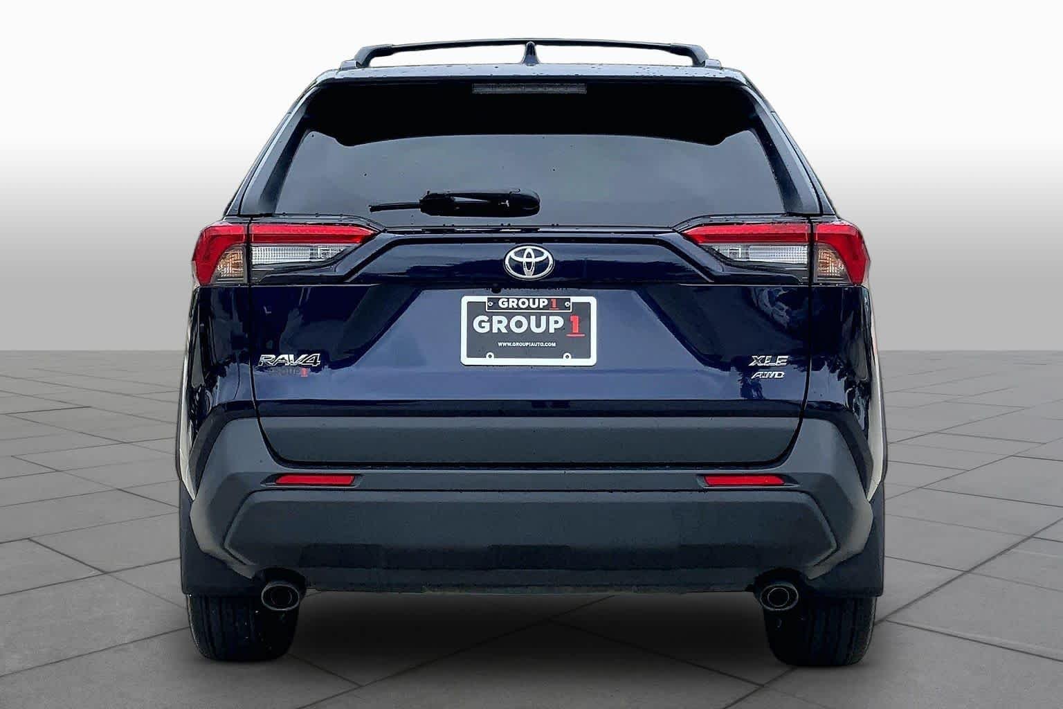 Certified Used 2025 Blueprint Toyota XLE Premium image 5
