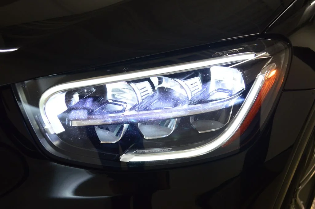Used 2022 Black Mercedes-Benz GLC 300 image 11