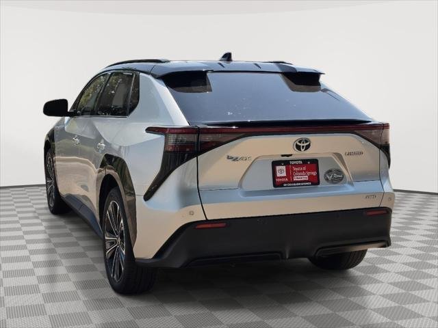 Certified Used 2023 Elemental Silver Metallic w/Black Roof Toyota Limited image 46