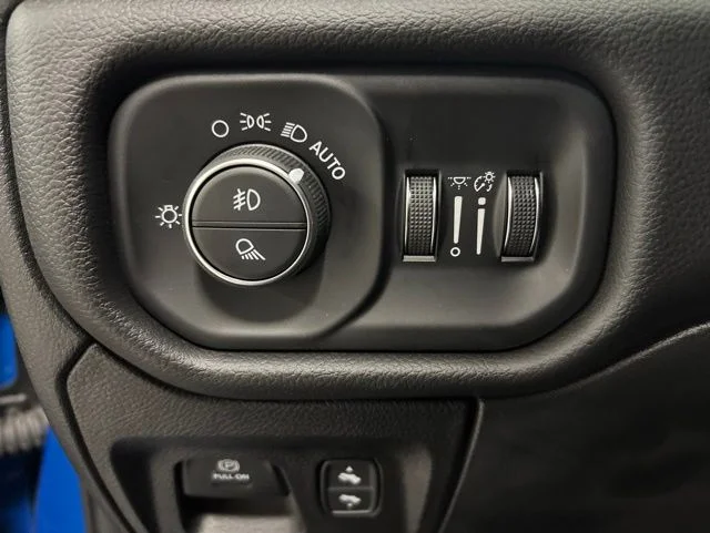 2026 RAM 1500 Laramie - Photo 18