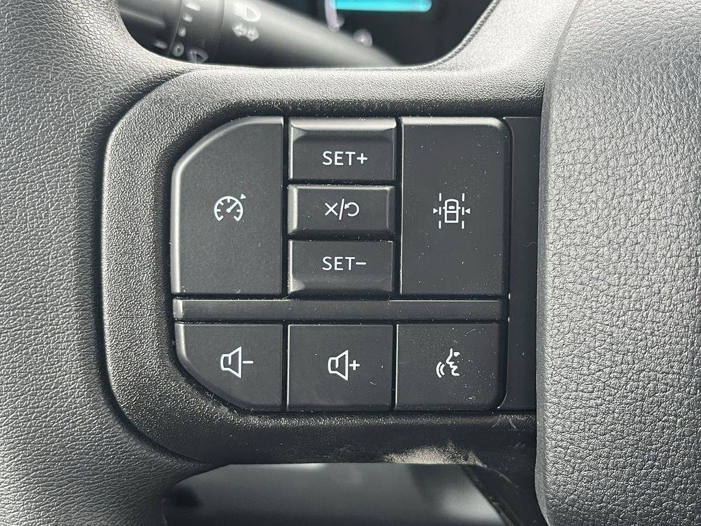 2025 Ford F-550 Super Duty Chassis Cab XL - Photo 26