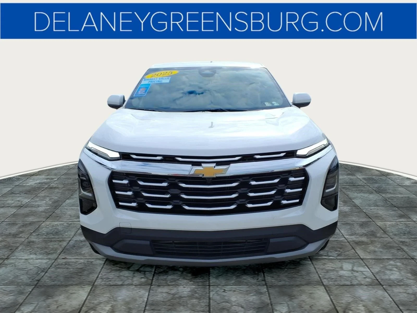 Used 2025 Summit White Chevrolet LT image 8