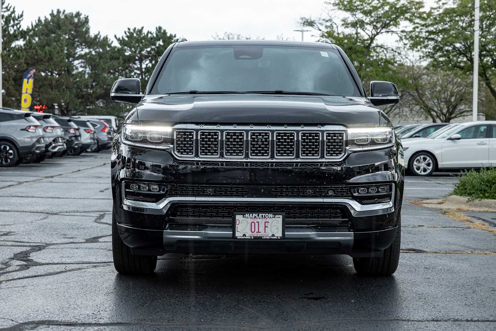 Used 2023 Diamond Black Crystal Pearlcoat Jeep Series III image 2