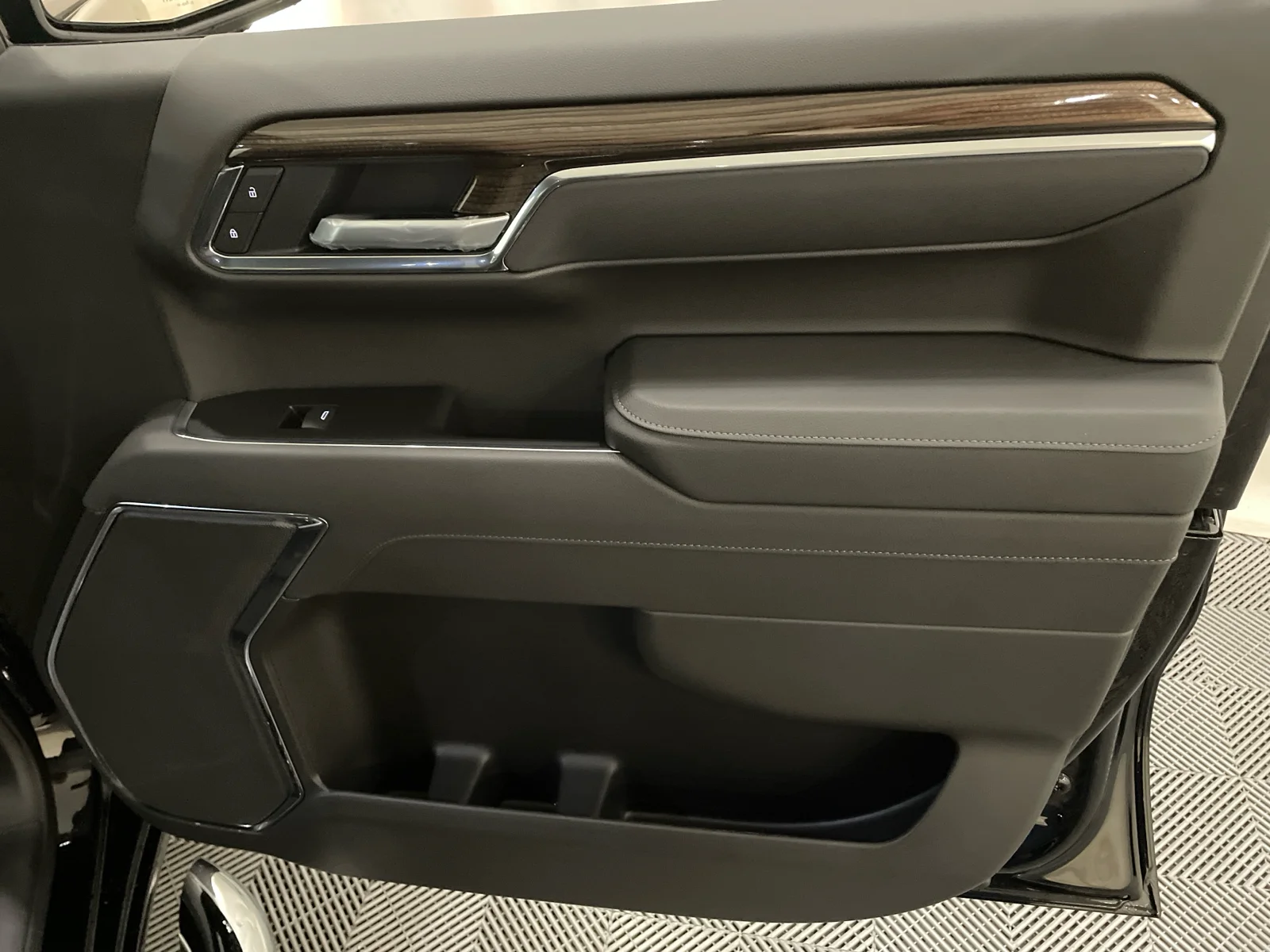 2026 Chevrolet Silverado 1500 LT - Photo 23