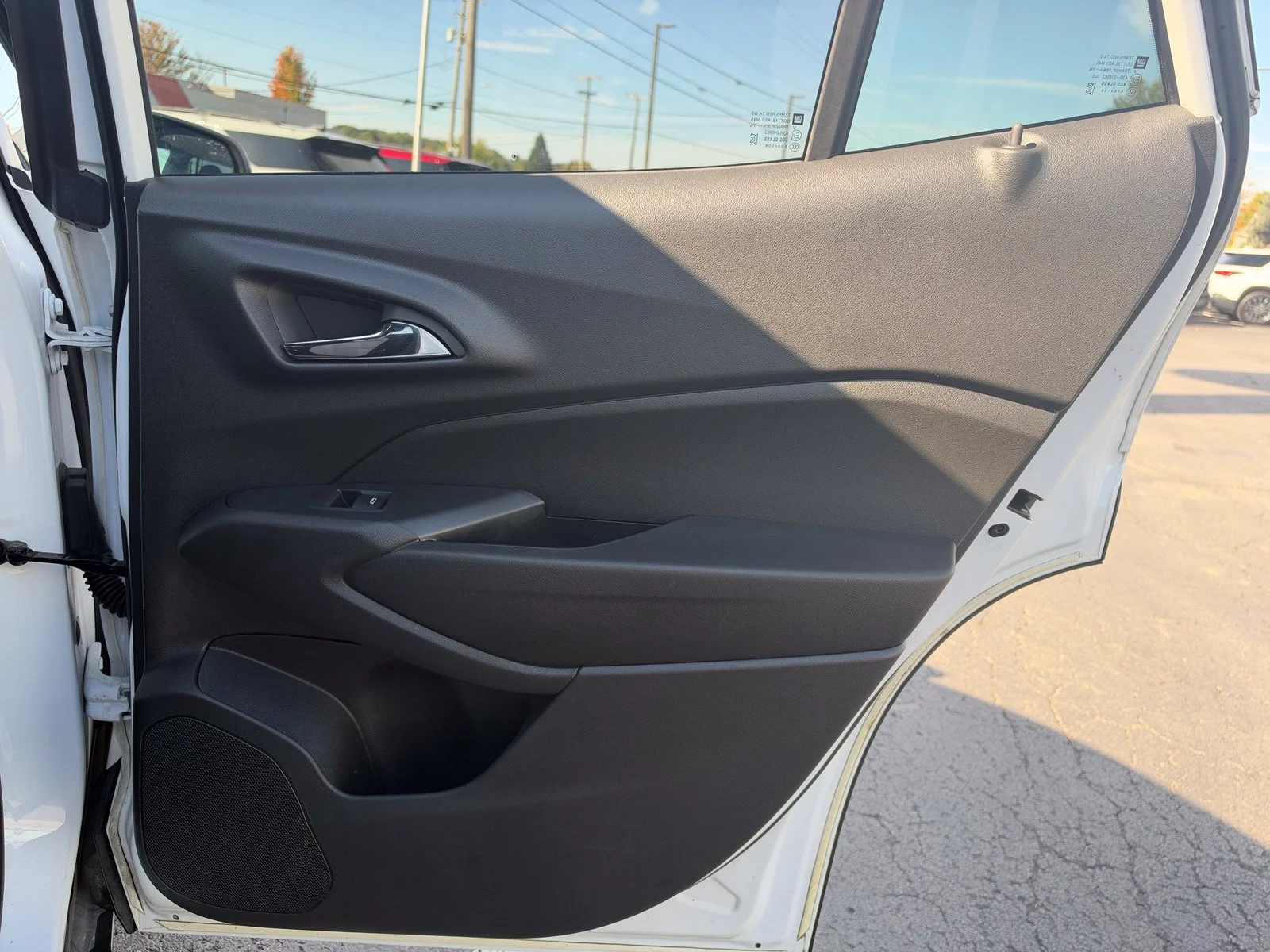 Used 2024 White Chevrolet 1RS image 24