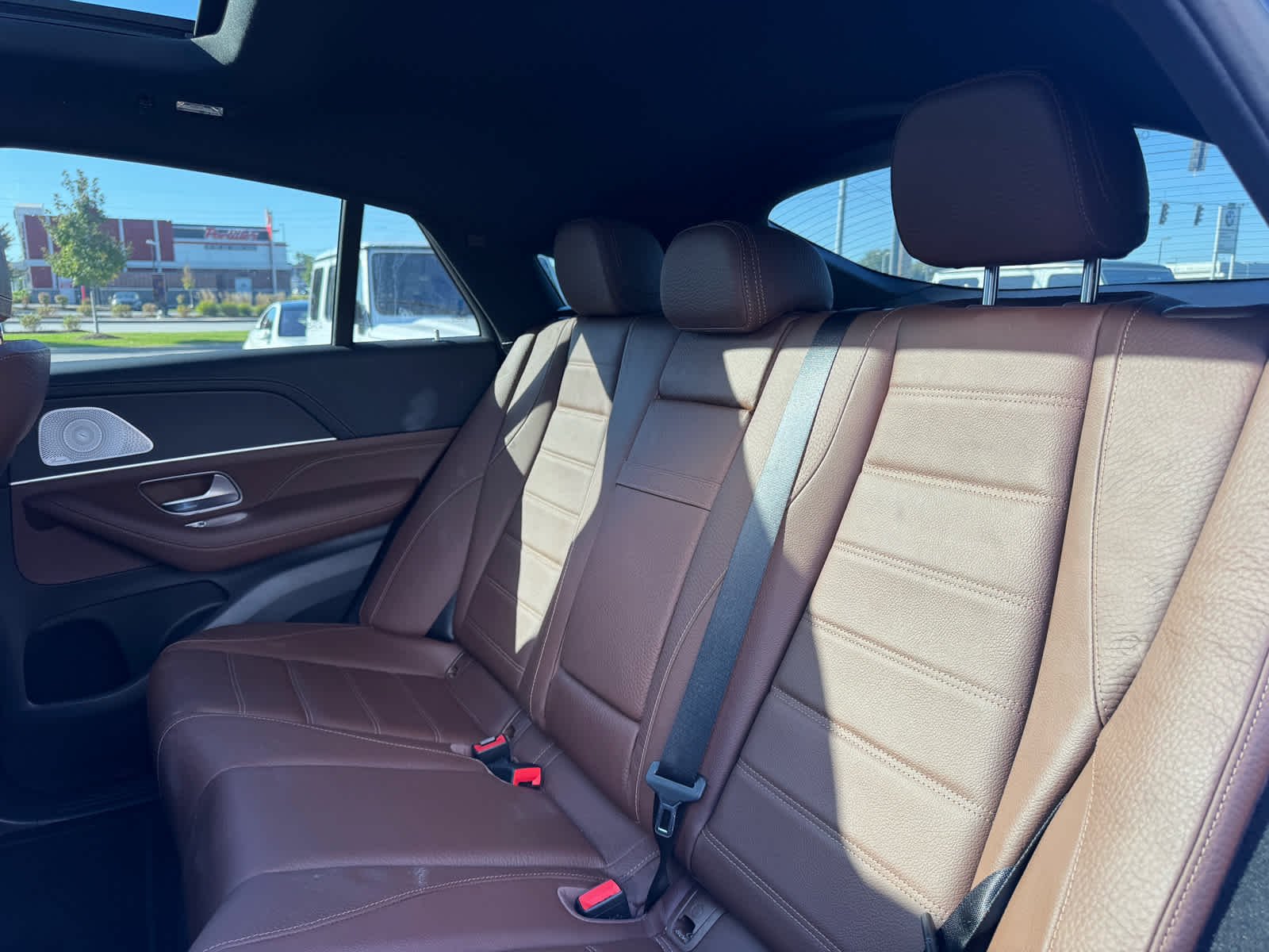 Used 2026 Twilight Blue Metallic Mercedes-Benz GLE 450 image 35