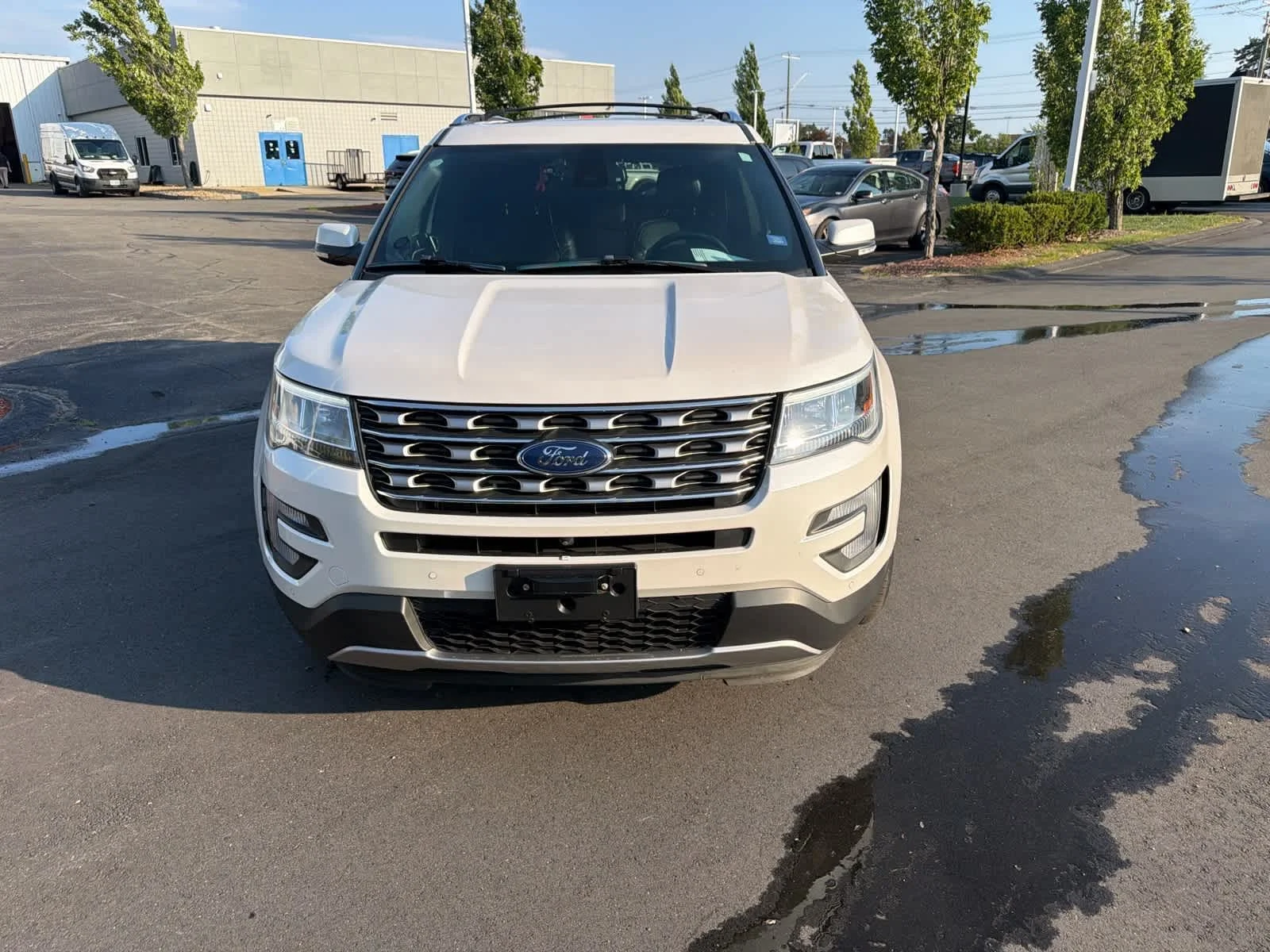 Used 2017 White Platinum Metallic Tri-Coat Ford Limited image 7