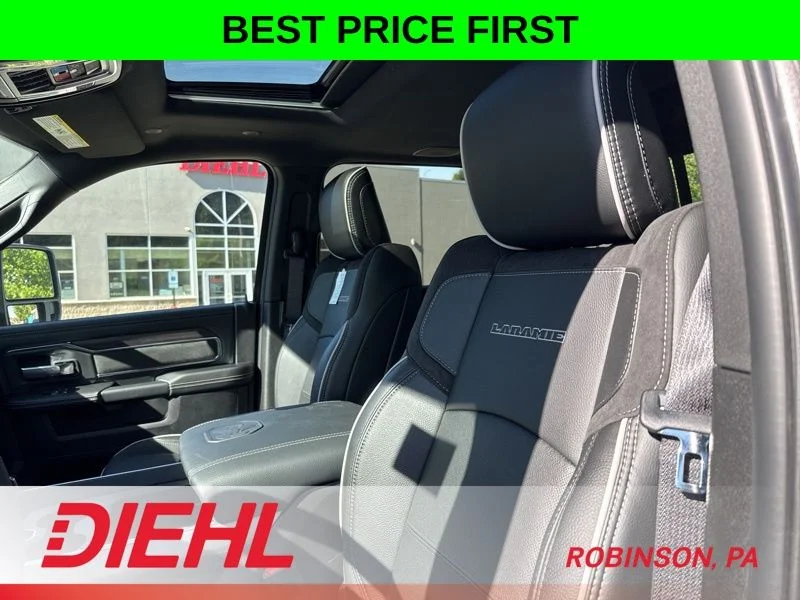 New 2026 Granite Crystal Metallic Clear-Coat Exterior Paint RAM Laramie image 20