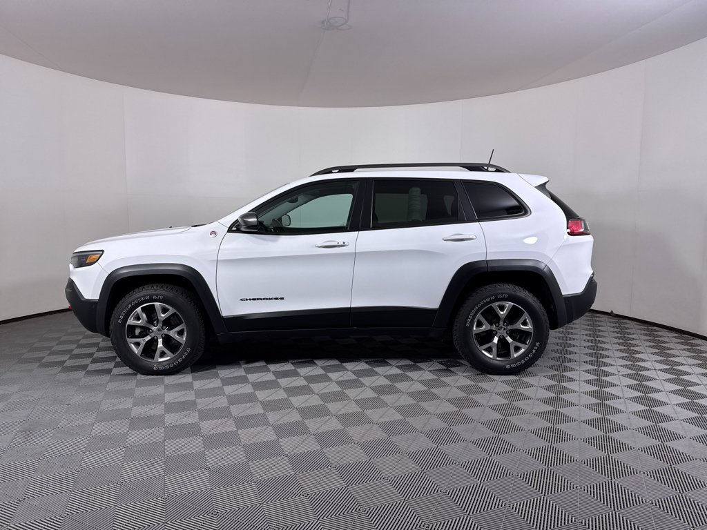 Used 2019 Bright White Clearcoat Jeep Trailhawk Elite image 14