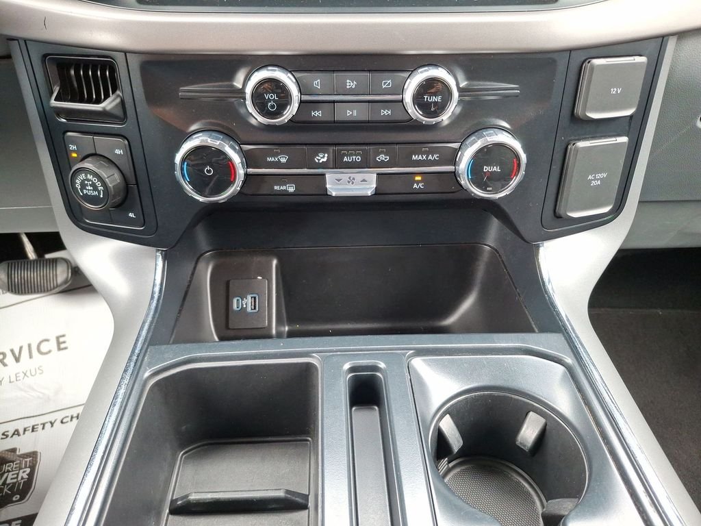 Used 2024 Black Ford XLT image 16