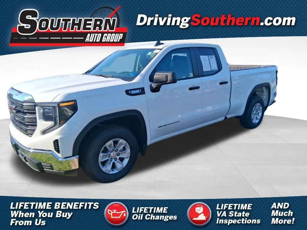 Used 2025 Summit White GMC Pro image 1