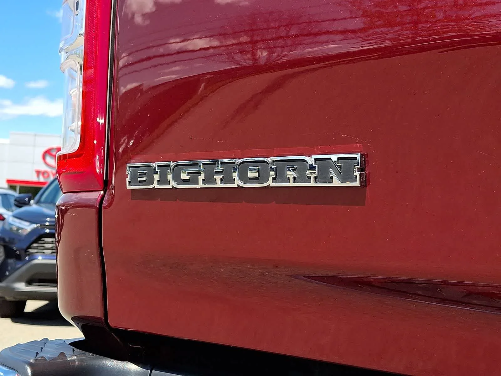 Used 2022 Delmonico Red Pearlcoat Ram Big Horn image 30